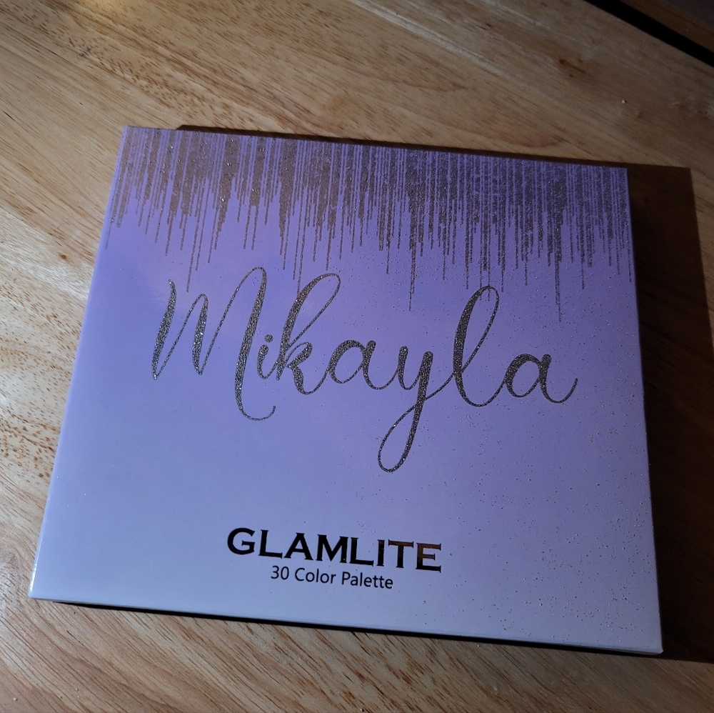 Mikayla x glamite pallet